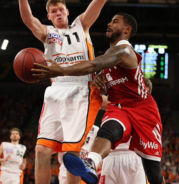 而是经过两 而是经过两