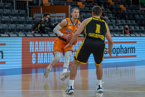 进行肝脏检 进行肝脏检